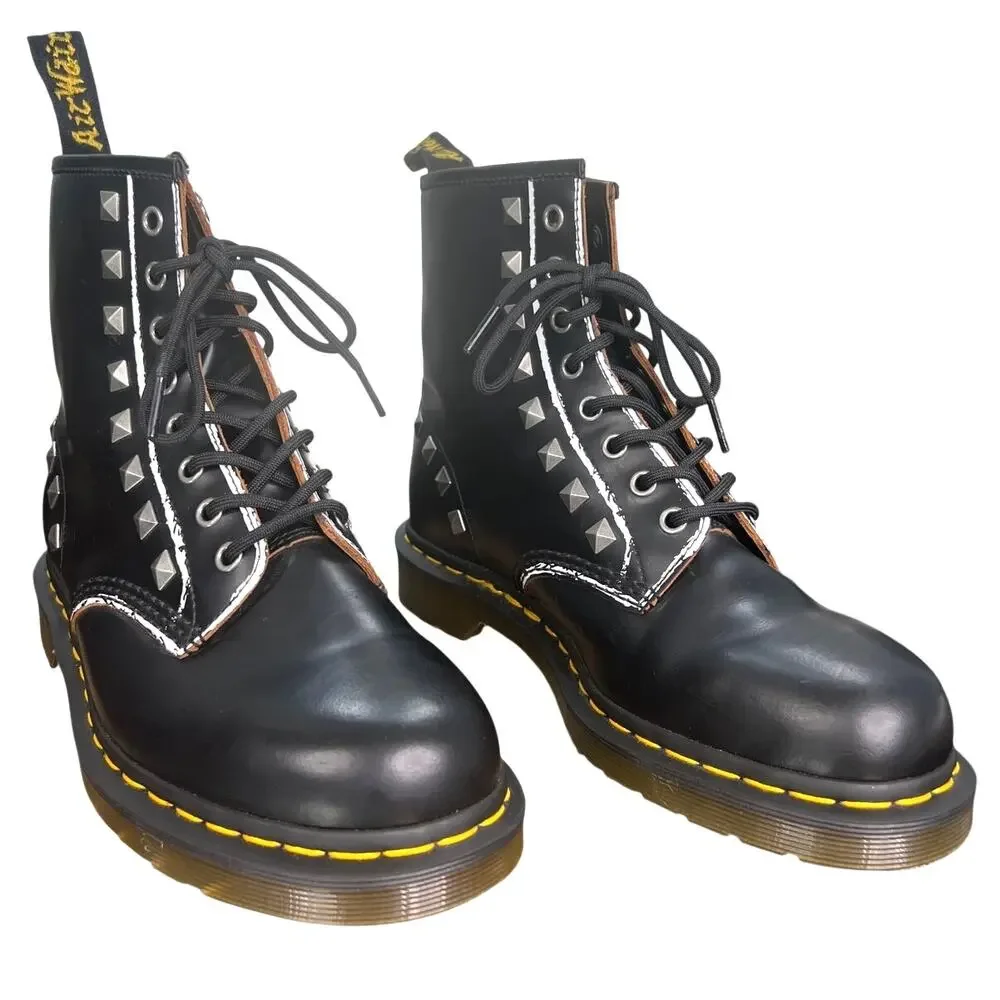 Dr. Martens Unisex 1460 Stud 8 Eye Black Leather Combat Boots Size M 9 W 10
